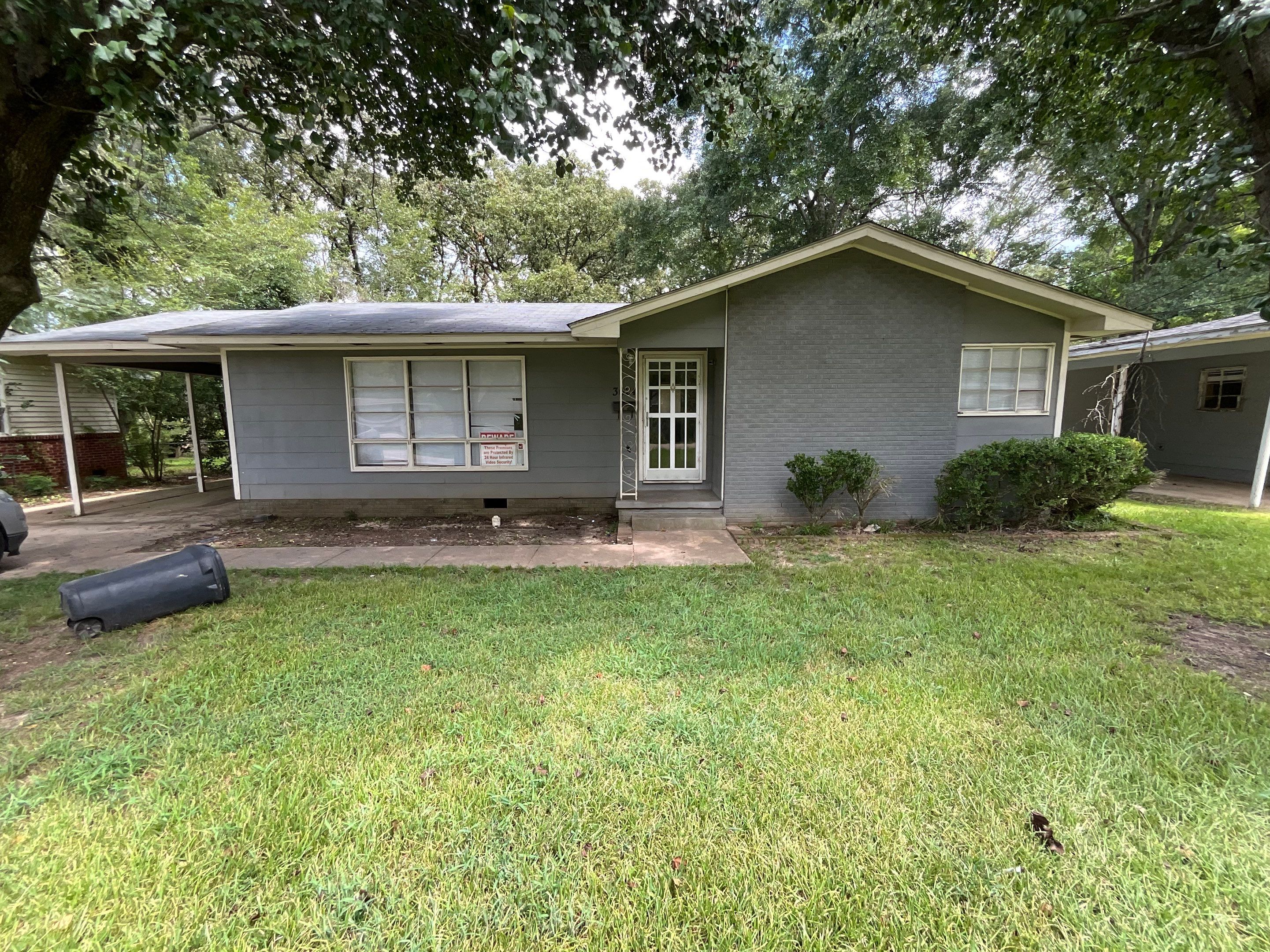 3024 Oak Forest Drive