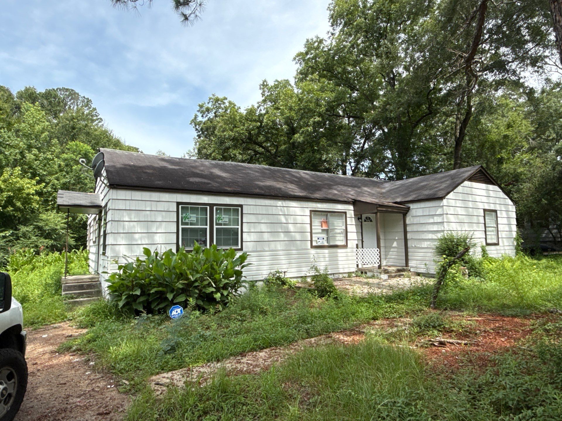 2317 Belvedere Drive - 1
