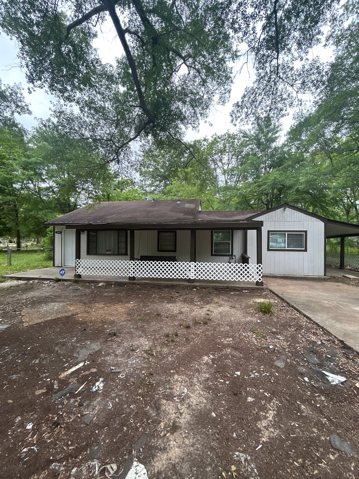 3909 Mesilla Drive